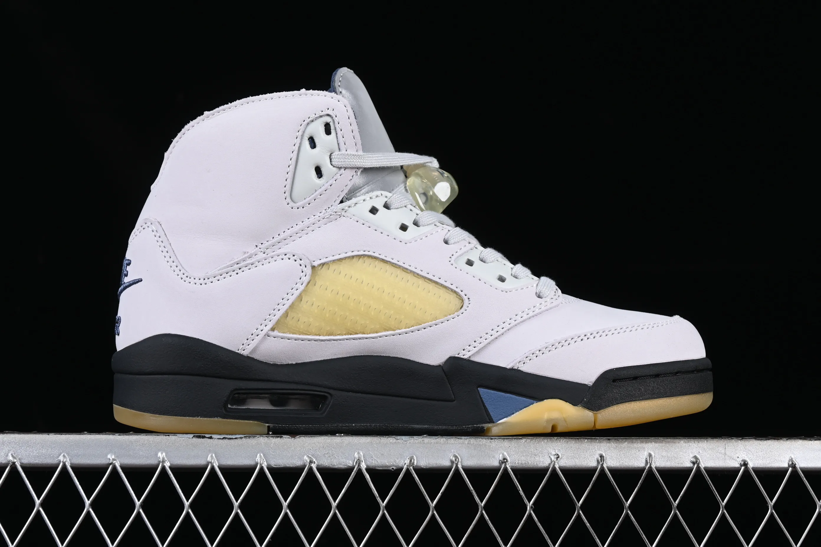 All categories Air Jordan Jordan series basketball shoes Air Jordan 5 A Ma Maniere x Air Jordan 5 Retro "Photon Dust" AJ5 Joe 5 light tooth white joint model FZ5758-004
